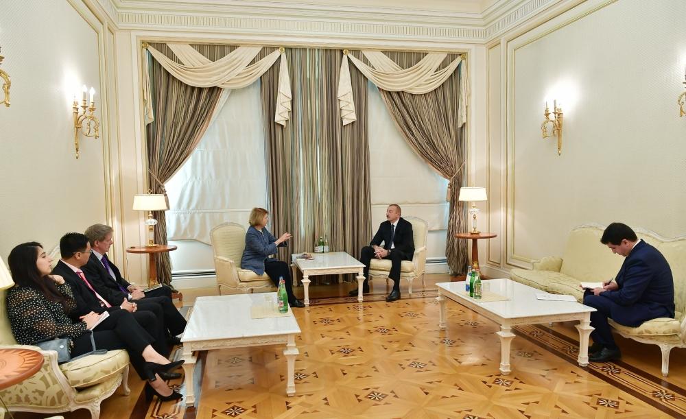 President Ilham Aliyev receives delegation led by UK Prime Minister's Trade Envoy to Azerbaijan (PHOTO)