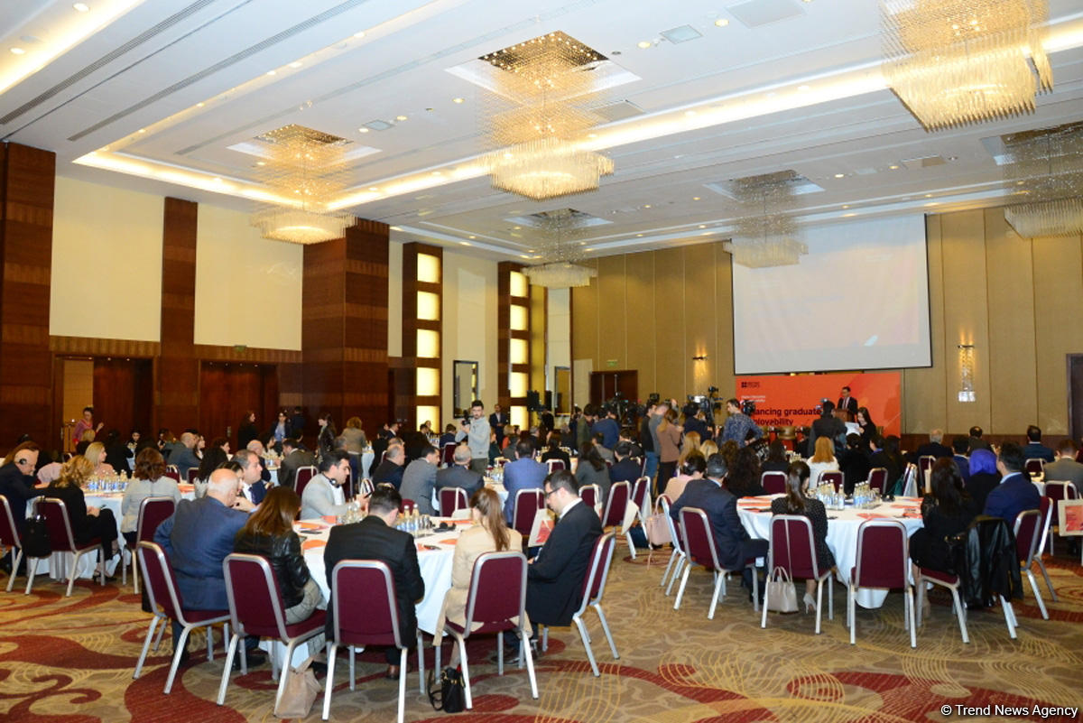 Baroness Emma Nicholson: UK always supports Azerbaijan (PHOTO)