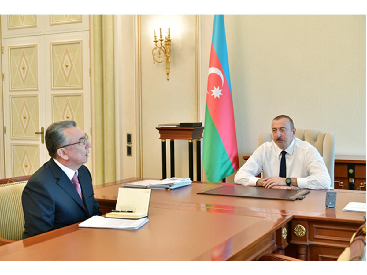 President Ilham Aliyev receives head of Baku City Executive Authority
