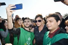 Azerbaijani president, first lady attend tree-planting campaign in Khatai district, Baku (PHOTO)