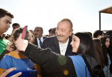 Azerbaijani president, first lady attend tree-planting campaign in Khatai district, Baku (PHOTO)