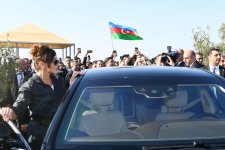 Azerbaijani president, first lady attend tree-planting campaign in Khatai district, Baku (PHOTO)