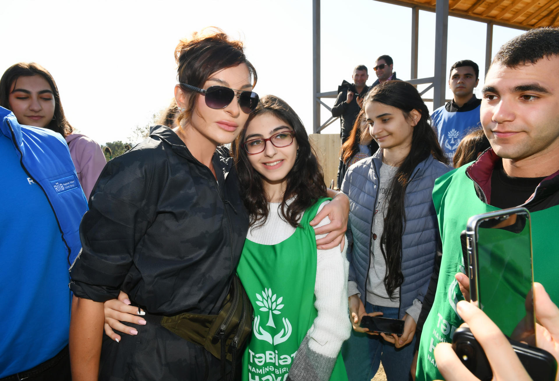 Azerbaijani president, first lady attend tree-planting campaign in Khatai district, Baku (PHOTO)