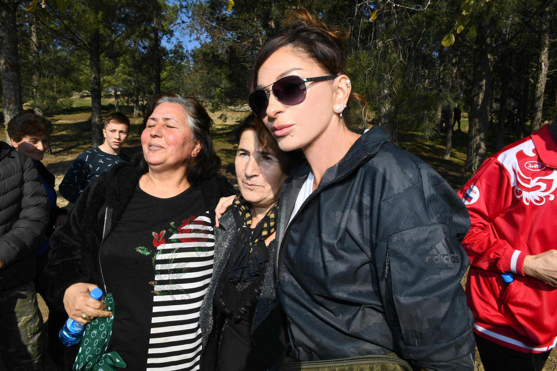Azerbaijani president, first lady attend tree-planting campaign in Khatai district, Baku (PHOTO)