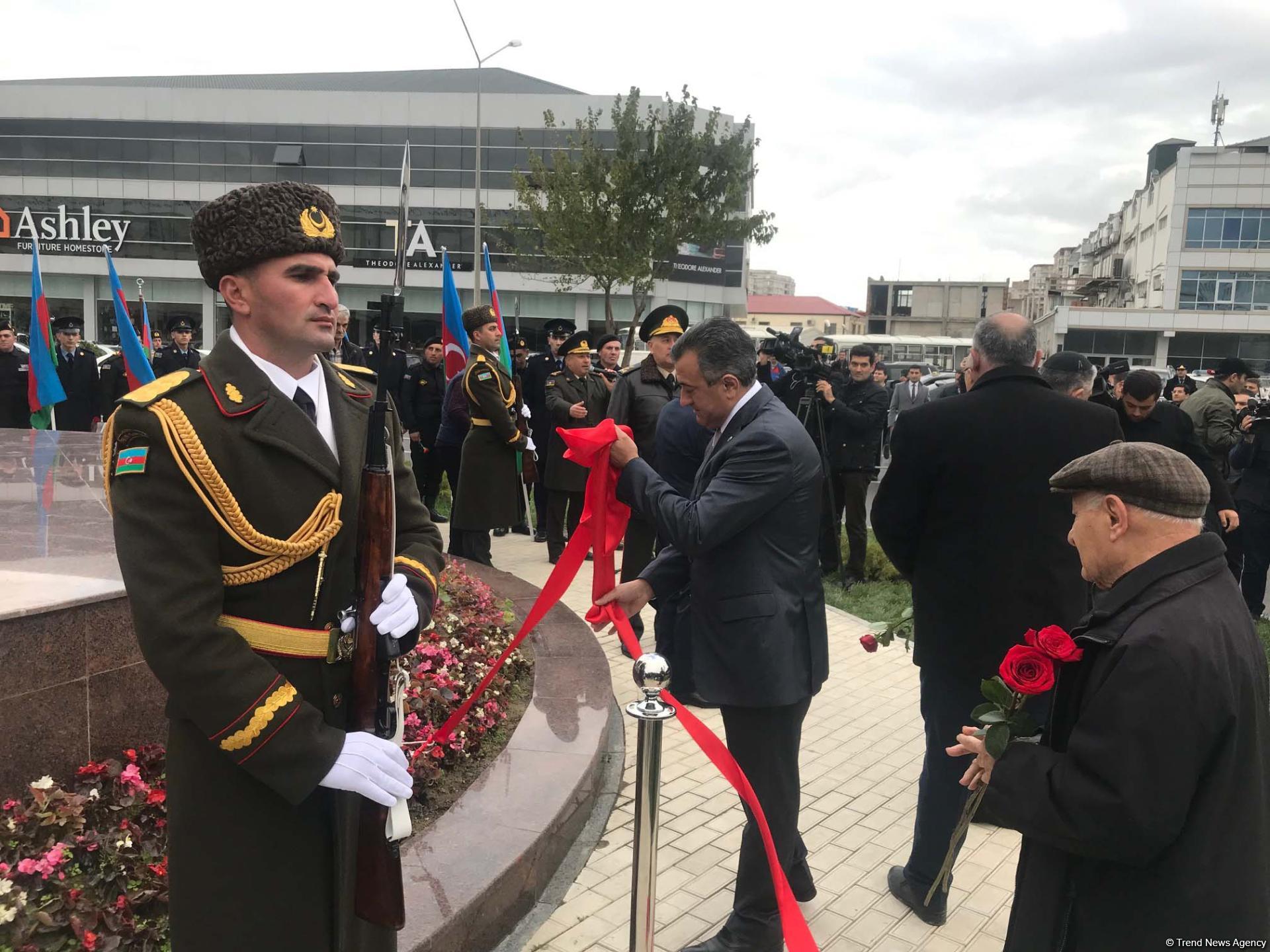 Monument to Azerbaijan’s National Hero Albert Agarunov opens in Baku (PHOTO)