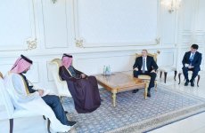 President Ilham Aliyev receives credentials of incoming Qatari ambassador (PHOTO)