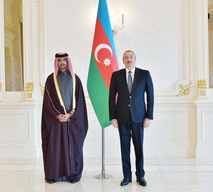 President Ilham Aliyev receives credentials of incoming Qatari ambassador (PHOTO)
