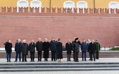Azerbaijan's First VP Mehriban Aliyeva visits tomb of unknown soldier in Moscow (PHOTO)