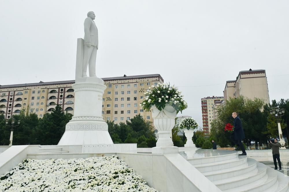 Azerbaijani president arrives in Sumgayit (PHOTO)