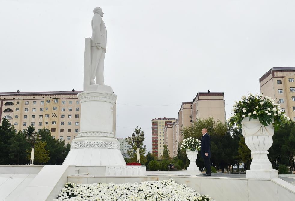 Azerbaijani president arrives in Sumgayit (PHOTO)