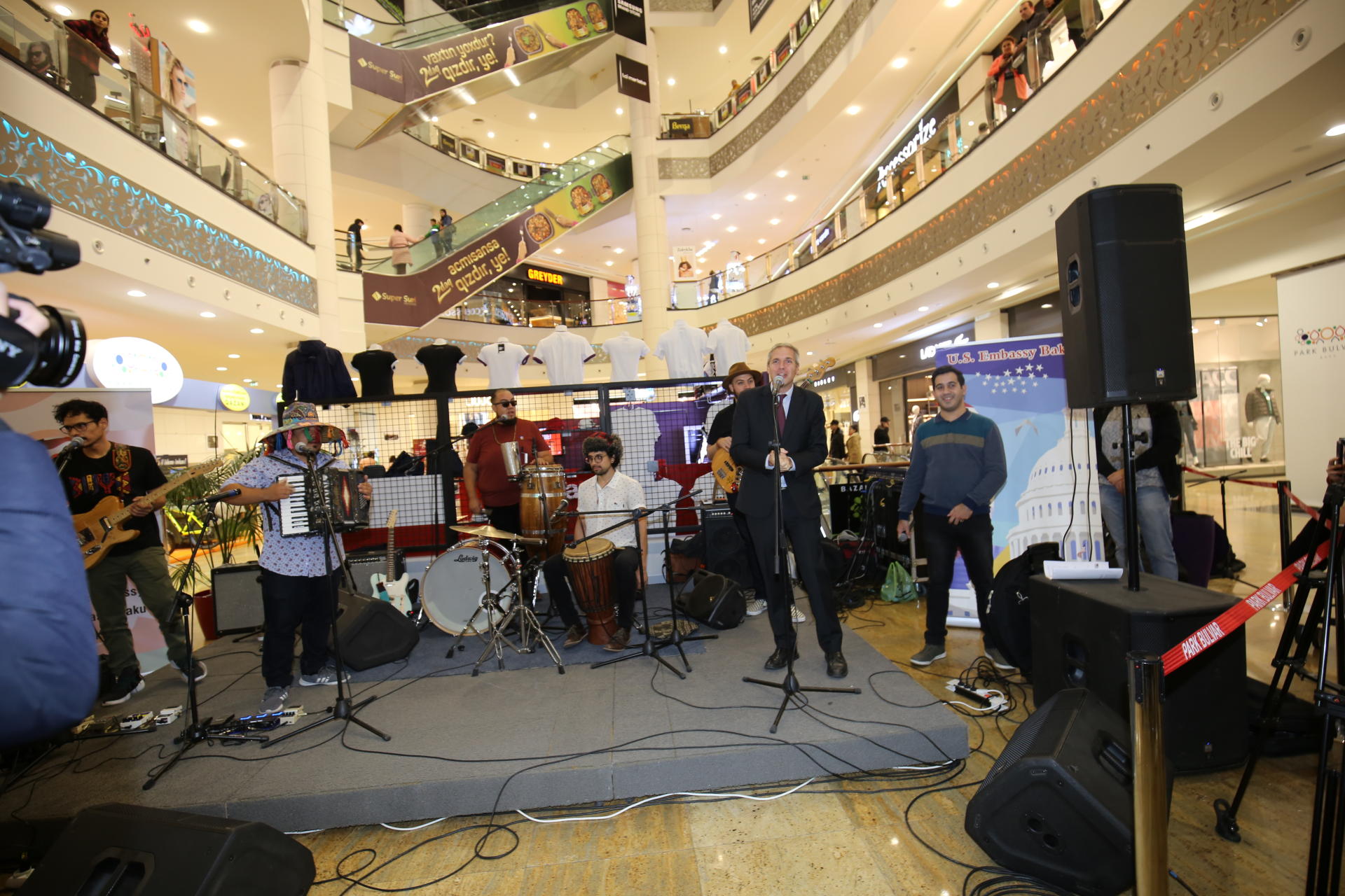 US Embassy sponsors the first visit of the American Afro-Latin music group to Azerbaijan (PHOTO)