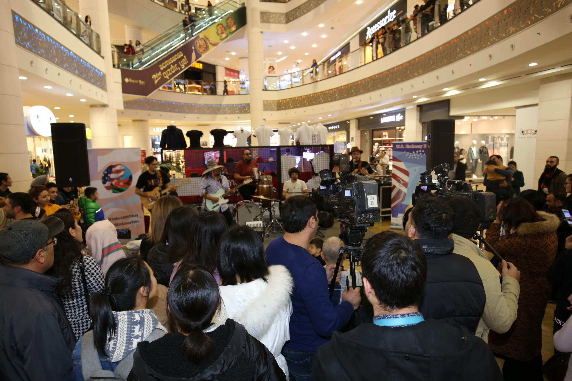 US Embassy sponsors the first visit of the American Afro-Latin music group to Azerbaijan (PHOTO)