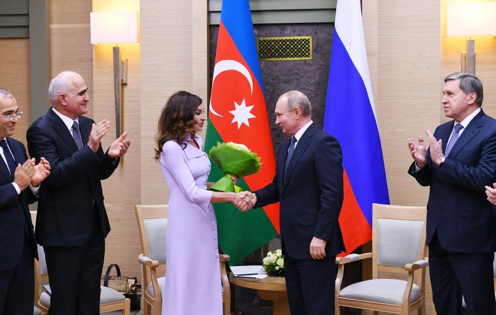 First Vice-President Mehriban Aliyeva met with Russian President Vladimir Putin (PHOTO)