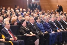 President Aliyev attends ceremony to mark 100th anniversary of Baku State University (PHOTO)