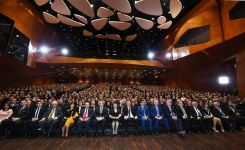 President Aliyev attends ceremony to mark 100th anniversary of Baku State University (PHOTO)