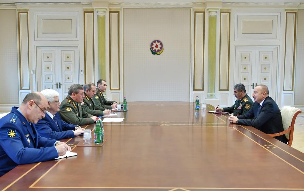 President Aliyev receives delegation led by Chief of General Staff of Russian Armed Forces (PHOTO)