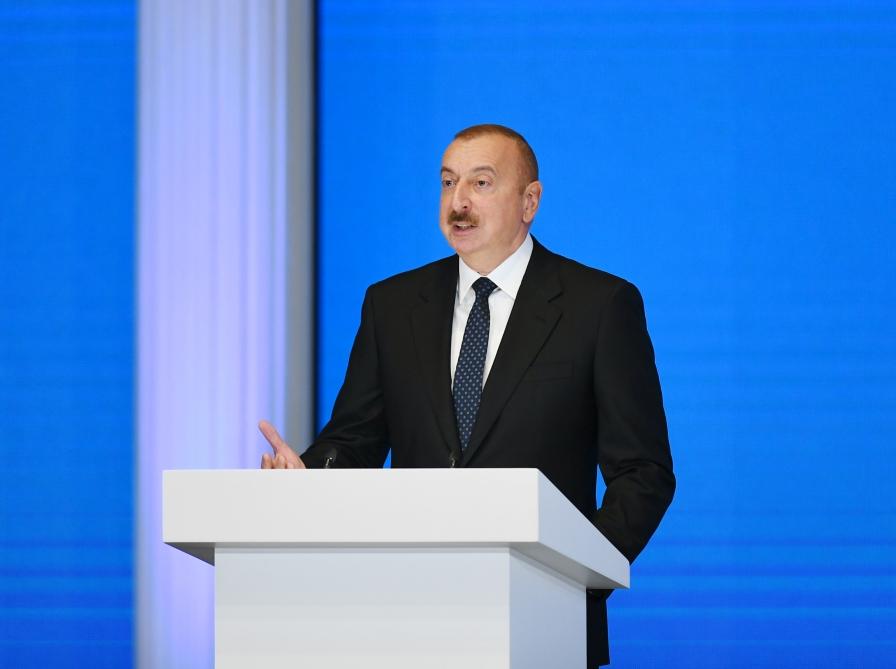 President Aliyev attends ceremony to mark 100th anniversary of Baku State University (PHOTO)