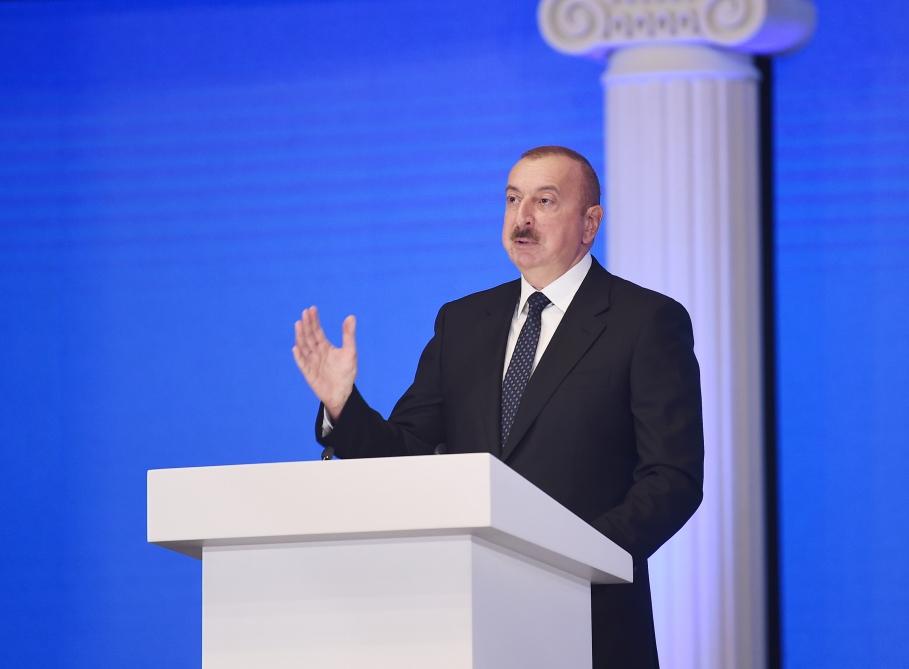 President Aliyev attends ceremony to mark 100th anniversary of Baku State University (PHOTO)