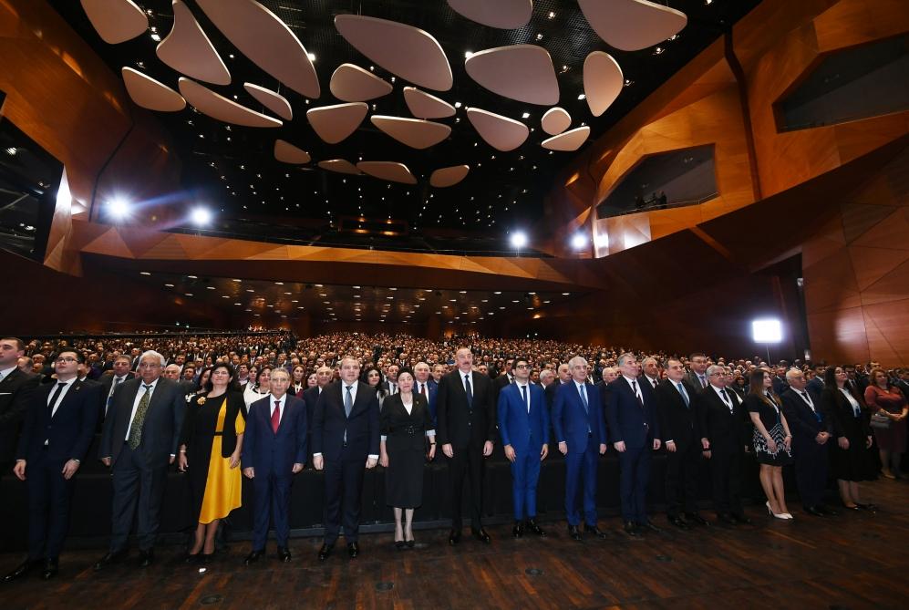 President Aliyev attends ceremony to mark 100th anniversary of Baku State University (PHOTO)