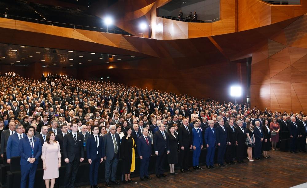 President Aliyev attends ceremony to mark 100th anniversary of Baku State University (PHOTO)