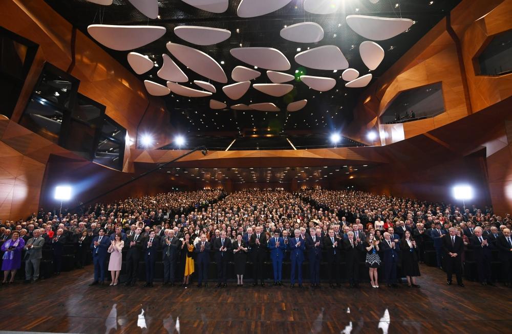 President Aliyev attends ceremony to mark 100th anniversary of Baku State University (PHOTO)