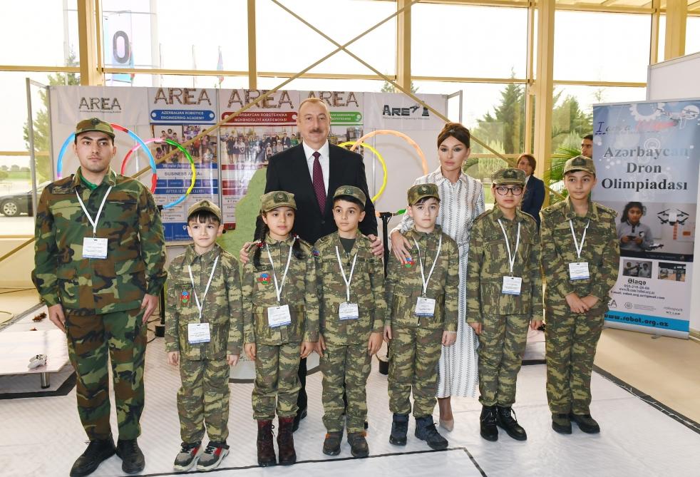 Azerbaijani president with first lady view Bakutel 2019 exhibition (PHOTO)