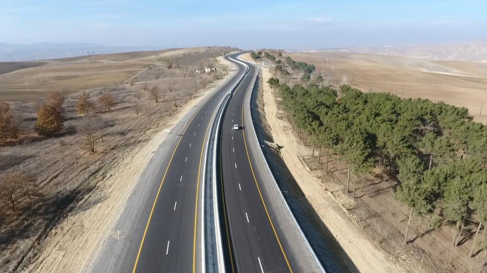 Azerbaijani president inaugurates 101-117th km section of Baku-Shamakhi-Yevlakh highway (PHOTO)