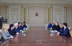 President Ilham Aliyev receives delegation led by Russian minister of economic development (PHOTO)