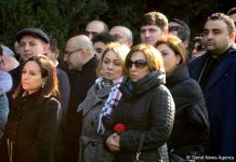 Azerbaijani public reveres memory of great leader Heydar Aliyev (PHOTO)