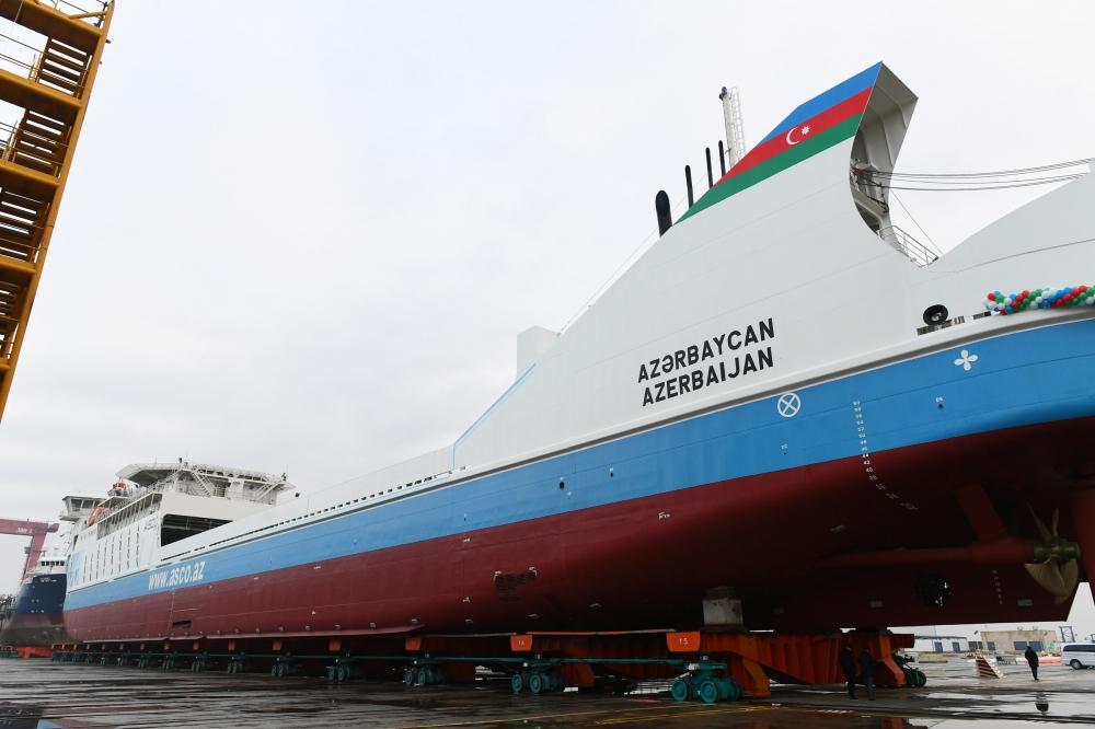 Azerbaijani president attends ceremony to launch first tanker built at Baku Shipyard (PHOTO)