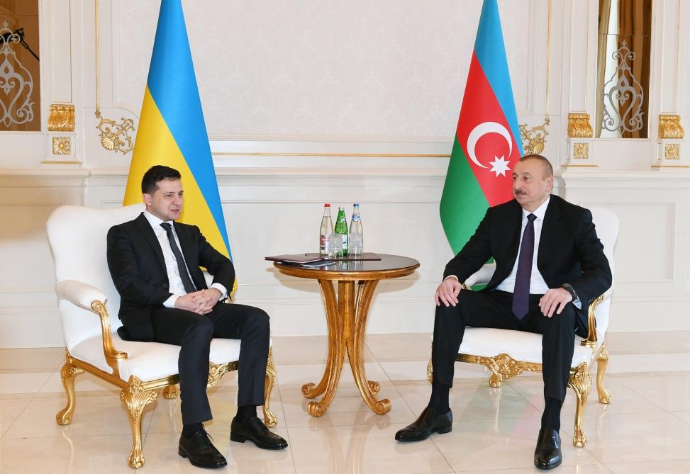 President Ilham Aliyev, President Volodymyr Zelensky hold one-on-one meeting (PHOTO)