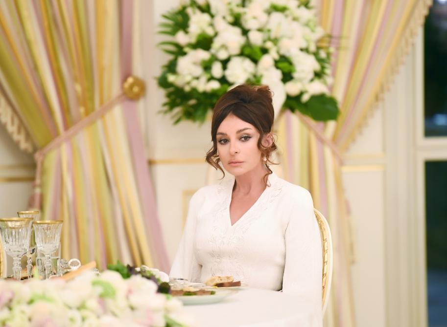 President Ilham Aliyev hosted official reception in honor of Ukrainian President Volodymyr Zelensky (PHOTO)