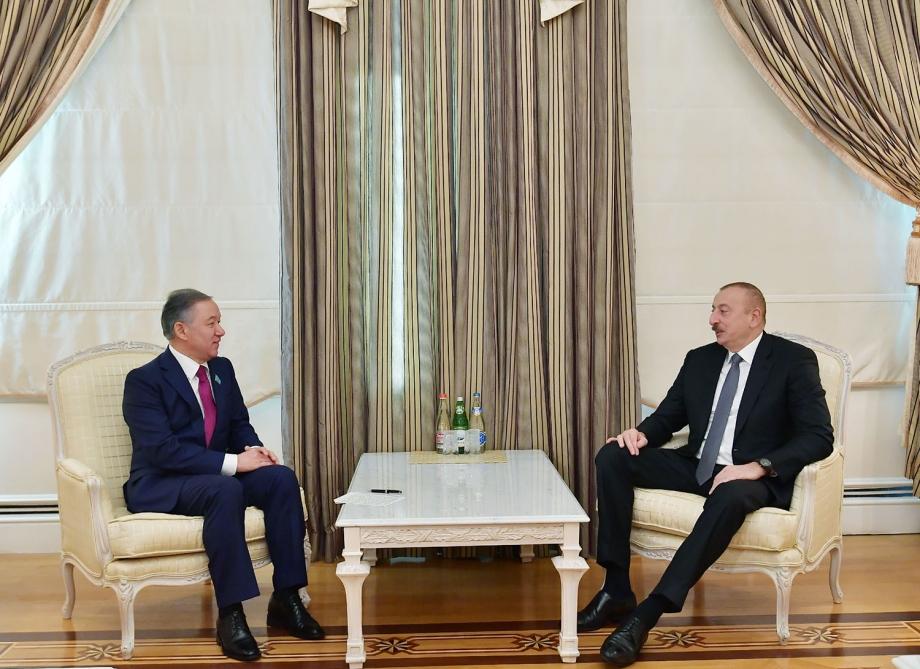 President Ilham Aliyev received delegation led by Chairman of Mazhilis of Kazakh Parliament (PHOTO)