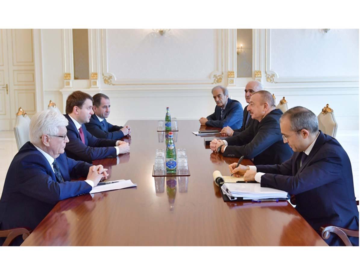 President Ilham Aliyev receives delegation led by Russian minister of economic development (PHOTO)