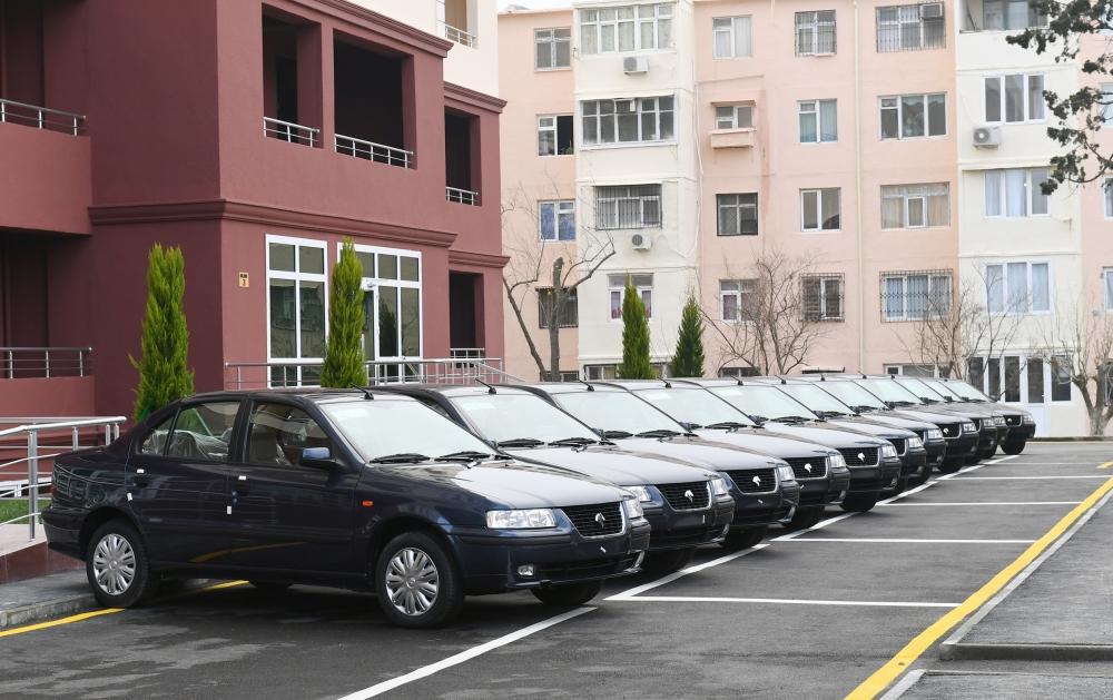 President Aliyev attends ceremony held to give out apartments to Karabakh war vets (PHOTO)