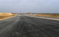President Ilham Aliyev views construction at Baku-Guba-Russia state border highway (PHOTO)