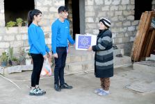 Heydar Aliyev Foundation distributes holiday gifts to low-income families (PHOTO)