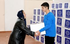Heydar Aliyev Foundation distributes holiday gifts to low-income families (PHOTO)