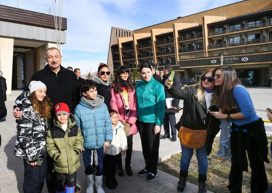 President Ilham Aliyev, First Lady Mehriban Aliyeva view work done at Shahdag Tourism Center (PHOTO/VIDEO) (UPDATE)