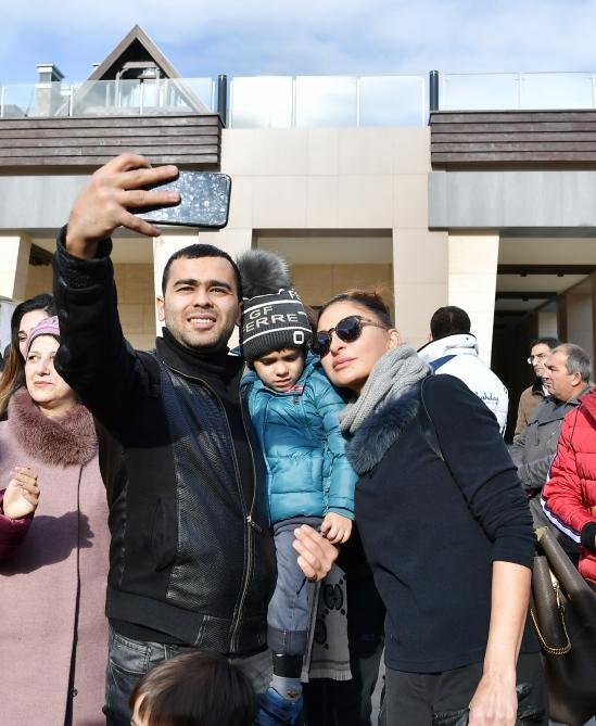 President Ilham Aliyev, First Lady Mehriban Aliyeva view work done at Shahdag Tourism Center (PHOTO/VIDEO) (UPDATE)