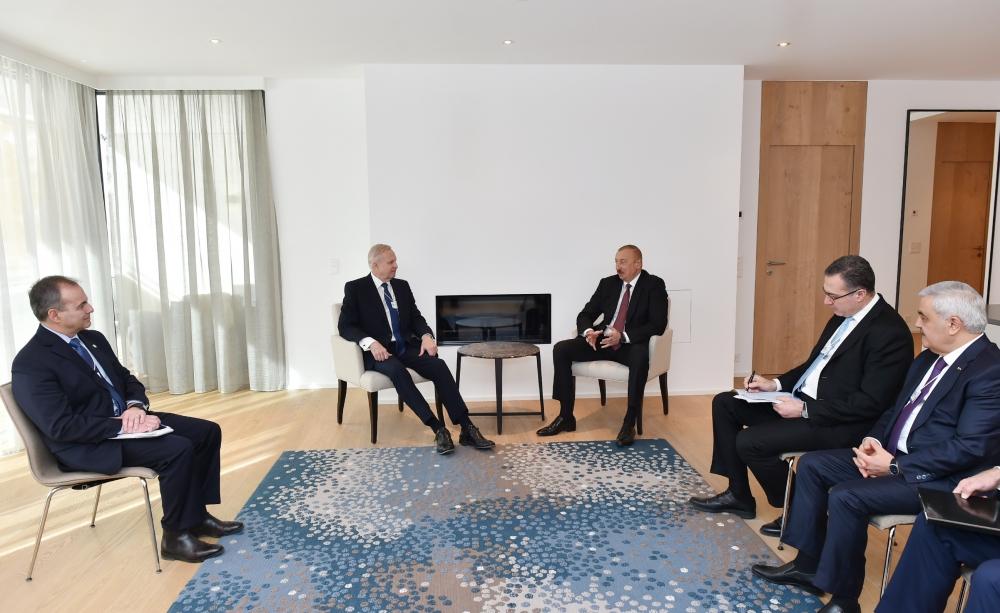 Azerbaijani president meets with BP Chief Executive Officer in Davos (PHOTO)