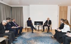 President Ilham Aliyev meets Pakistani PM in Davos