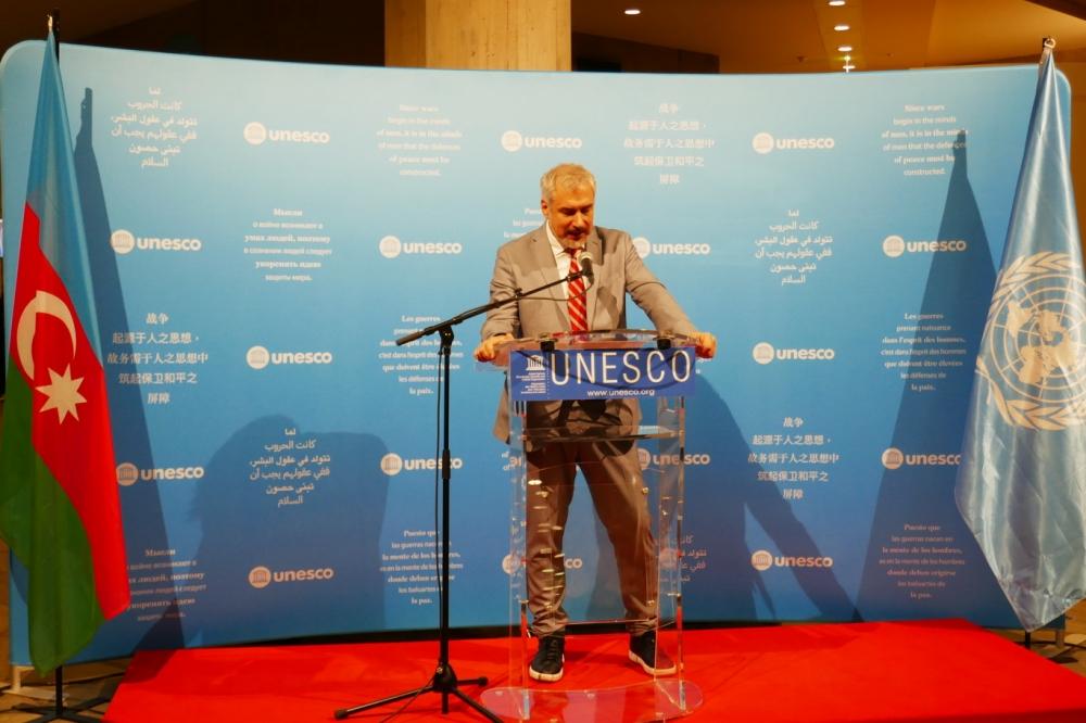 Exhibition of Azerbaijani carpets opens at UNESCO's Headquarters (PHOTO)