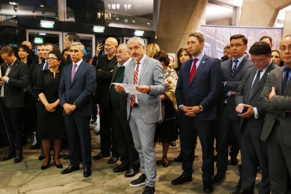 Exhibition of Azerbaijani carpets opens at UNESCO's Headquarters (PHOTO)