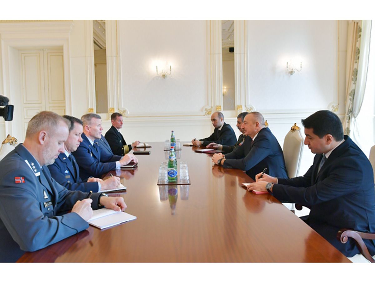 President Ilham Aliyev receives delegation led by NATO Supreme Allied Commander Europe (PHOTO)