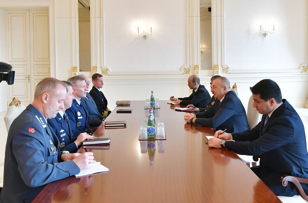 President Ilham Aliyev receives delegation led by NATO Supreme Allied Commander Europe (PHOTO)