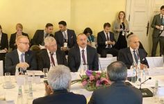 Ilham Aliyev attends Energy Security round table at Munich Security Conference (PHOTO)