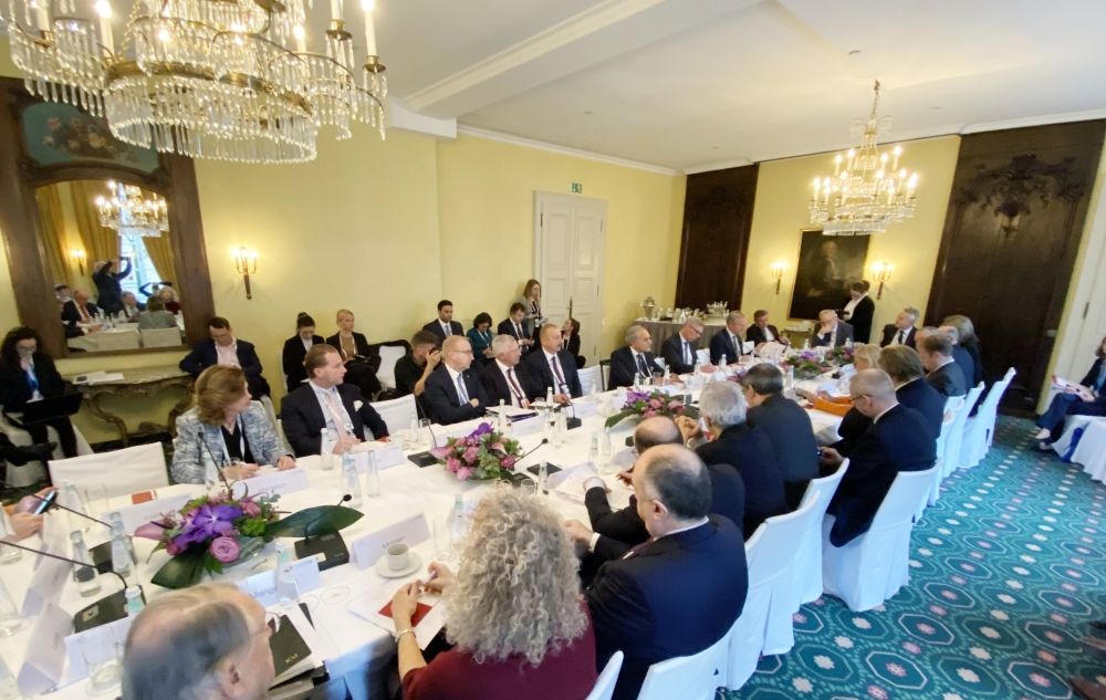 Ilham Aliyev attends Energy Security round table at Munich Security Conference (PHOTO)