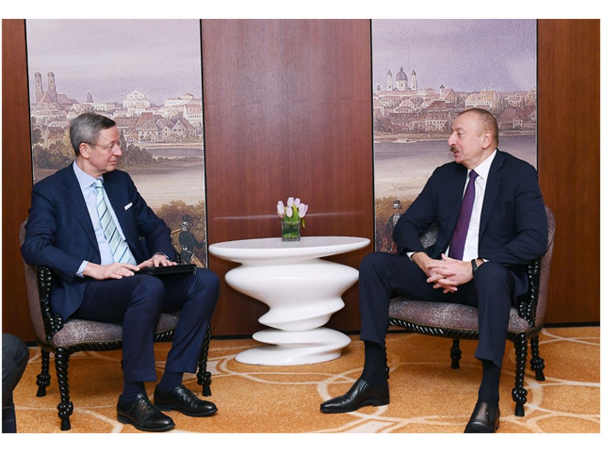 Ilham Aliyev meets with head of South Caucasus working group of German Eastern Business Association (PHOTO)