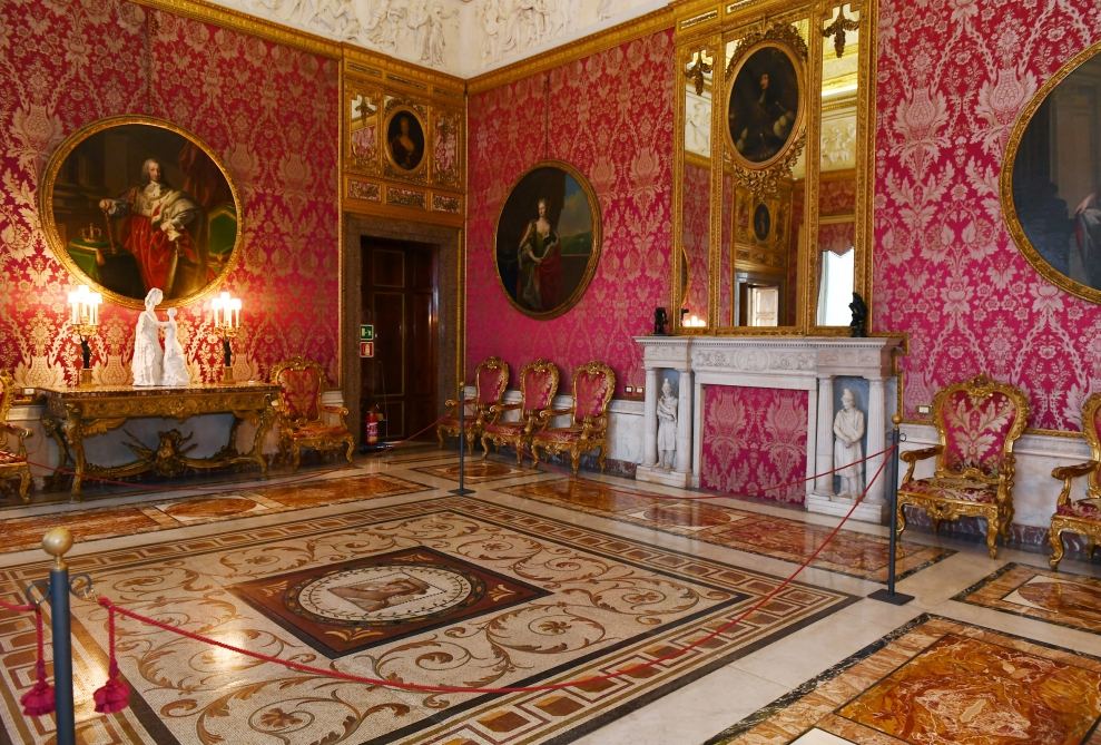 Azerbaijan's First Lady Mehriban Aliyeva views Quirinale Palace in Rome (PHOTO)
